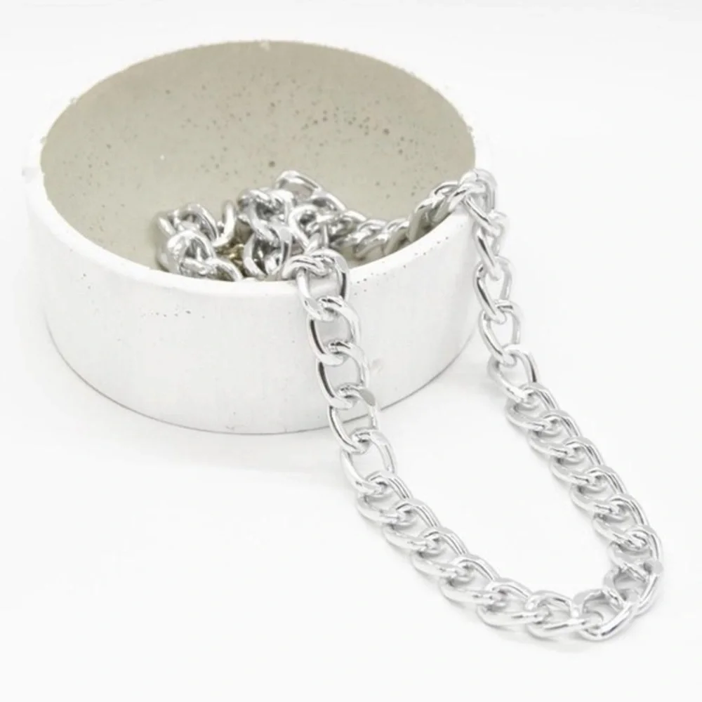 Long Basic Silver Chain - Picture 2 of 4